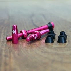 Muc-Off Tubeless Ventile 60mm - Farbig -Fahrradzubehör Verkäufe Muc Off Tubeless Ventile 3