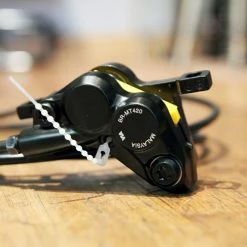 Shimano Scheibenbremsanlage 4-Kolben BR-MT420 & SLX BL-7100 Hebel Für (e)Bullitt -Fahrradzubehör Verkäufe Shimano MT420 SLX 3