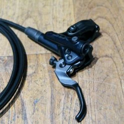 Shimano Scheibenbremsanlage 4-Kolben BR-MT420 & SLX BL-7100 Hebel Für (e)Bullitt -Fahrradzubehör Verkäufe Shimano MT420 SLX 5