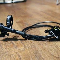 Shimano Scheibenbremsanlage 4-Kolben BR-MT420 & SLX BL-7100 Hebel Für (e)Bullitt -Fahrradzubehör Verkäufe Shimano MT420 SLX 8