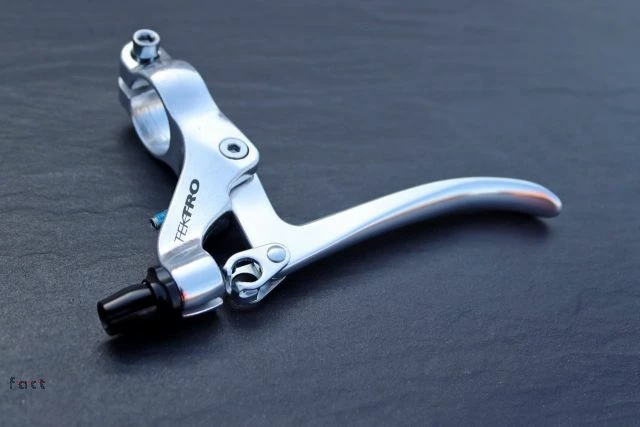 Tektro CL-740 Bremshebel-Set 22,2mm 3 Tektro CL-740 Bremshebel-Set 22,2mm – Bild 3