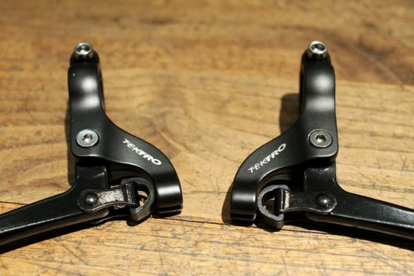 Tektro FL-750 Bremshebel-Set 22,2mm 2 Tektro FL-750 Bremshebel-Set 22,2mm – Bild 2