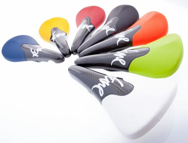 Tune Komm-Vor Vollcarbon Sattel - 95g 1 Tune Komm-Vor Vollcarbon Sattel - 95g