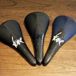 Tune Komm-Vor Vollcarbon Sattel - 95g 11 Tune Komm-Vor Vollcarbon Sattel - 95g -Fahrradzubehör Verkäufe tune komm vor 12
